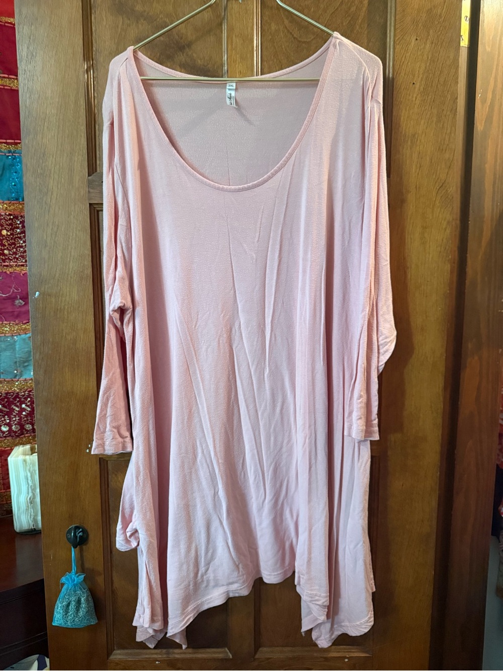 White Mark Light Pink Scoop-Neck Tunic Top 3X with Pockets!